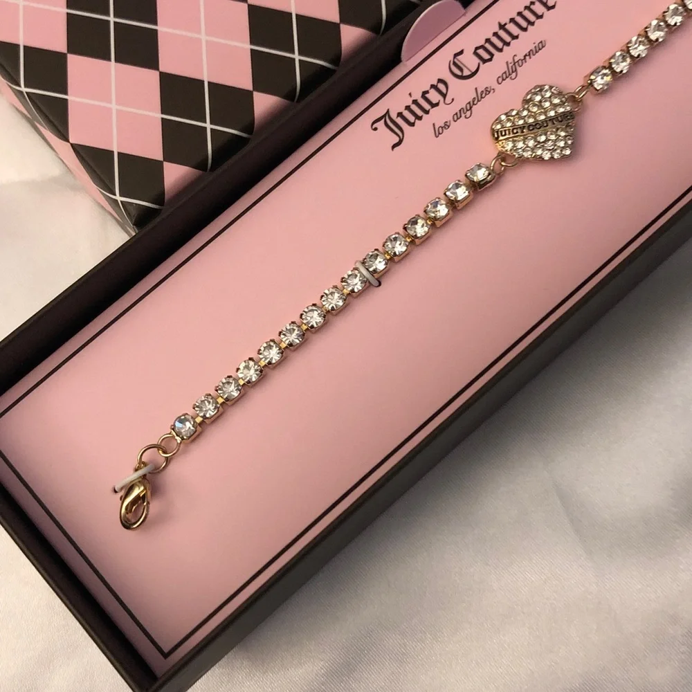 Juicy Couture Gold Tone Clear Crystal Tennis Bracelet Fixed Heart Charm NIB